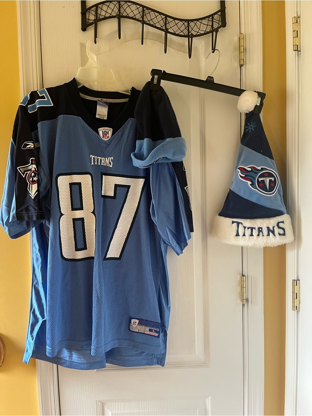 Titans V-Neck Jersey and hats